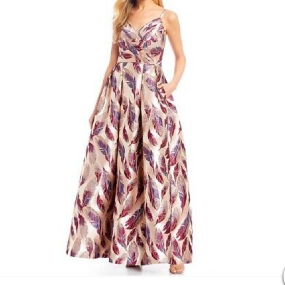 Beautiful long glittery gold strap dress